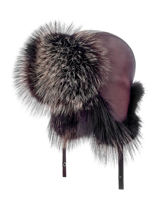 Женская меховая шапка-ушанка из меха лисы